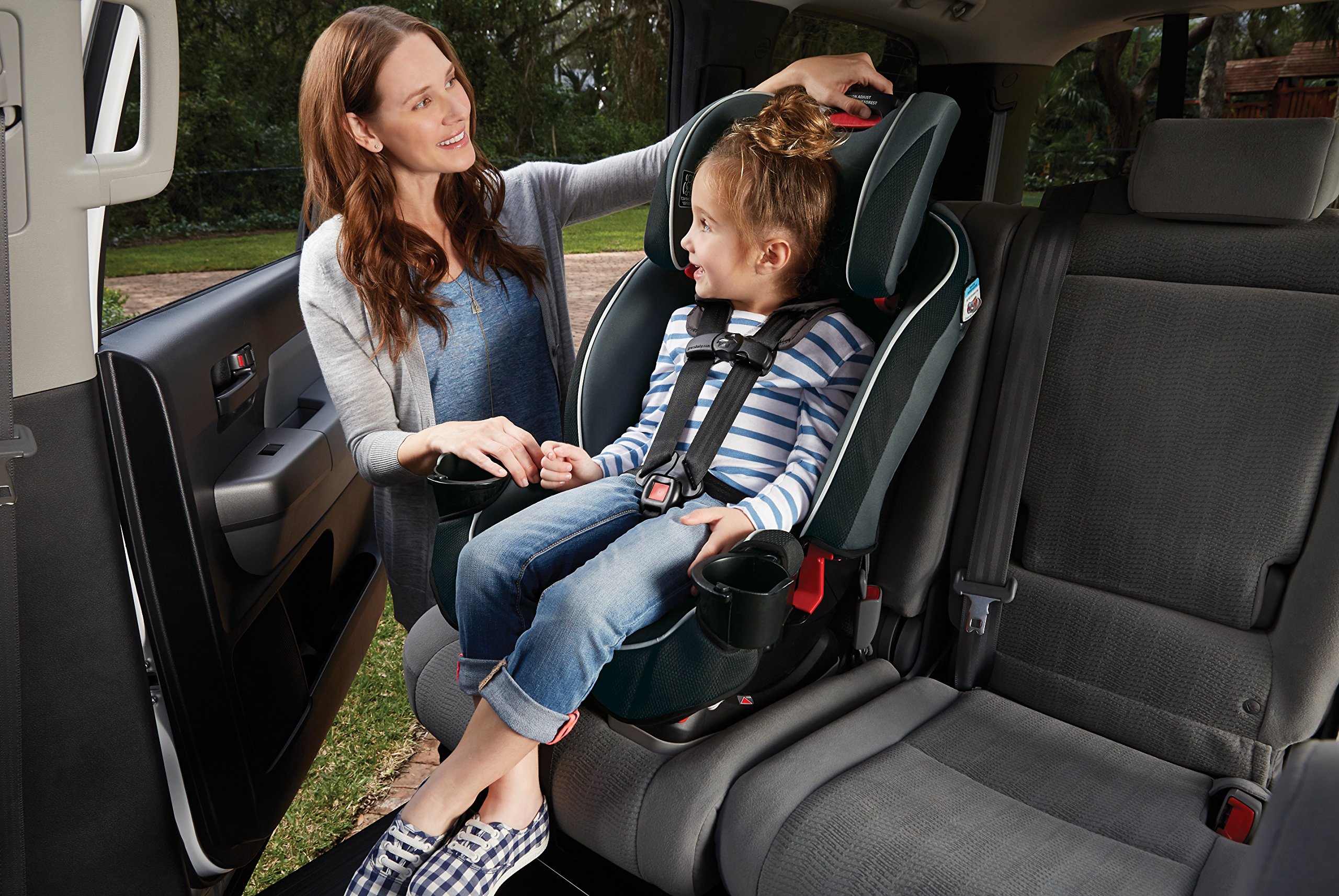 Graco Slimfit 3 in 1 Car Seat -Slim & Comfy Design Saves Space in Your Back Seat, Darcie, One Size