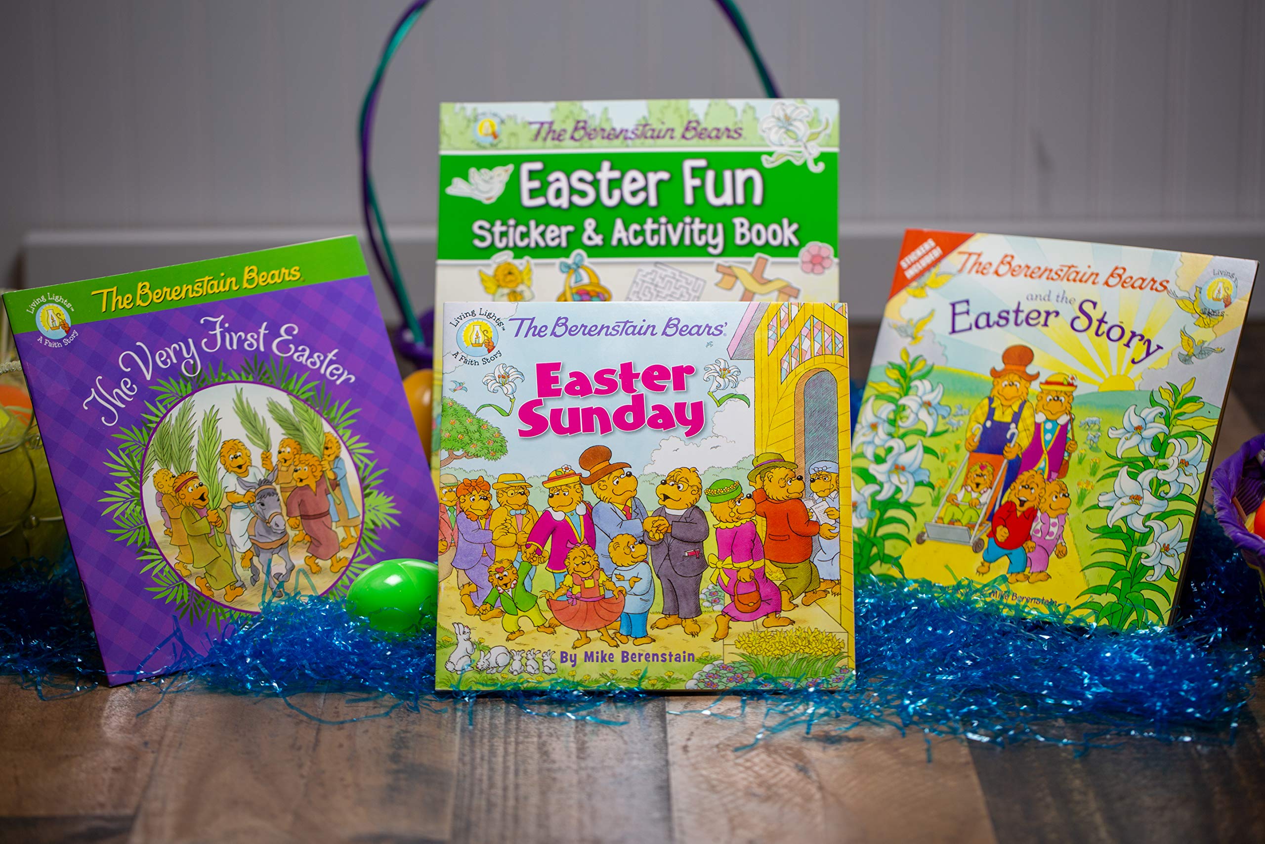The Berenstain Bears and the Easter Story: An Easter And Springtime Book For Kids (Berenstain Bears/Living Lights: A Faith Story)