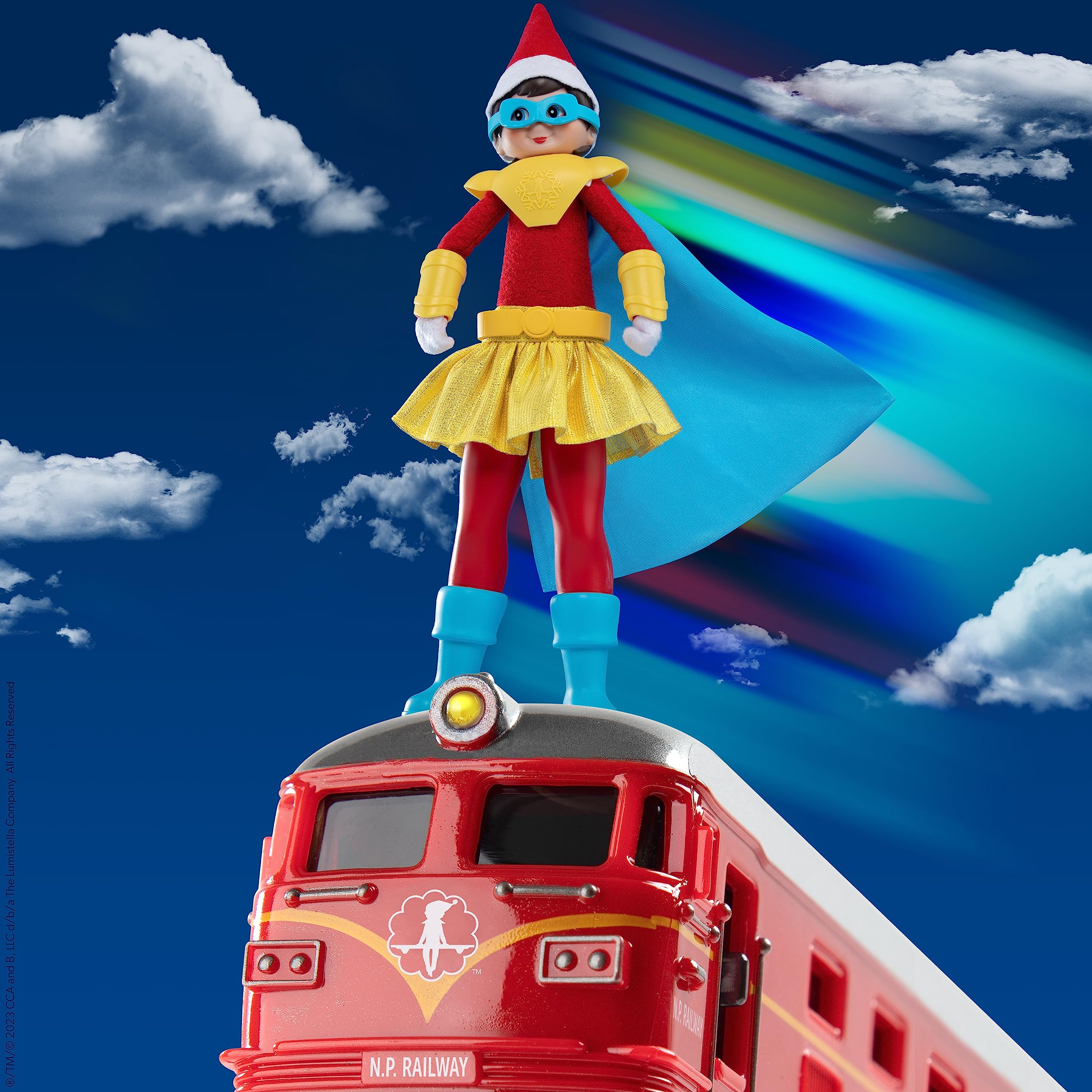 The Elf on the Shelf MagiFreez Polar Power Hero Set - Help Your Scout Elf Find Their Inner Super Hero to Activate Magical Standing Power