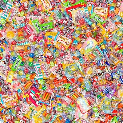 Candy Variety Pack - Bulk Candy - 4 Pounds - Halloween Assorted Candy -  Individually Wrapped Candy for Trick or Treating - Pinata Stuffers - Party  Mix