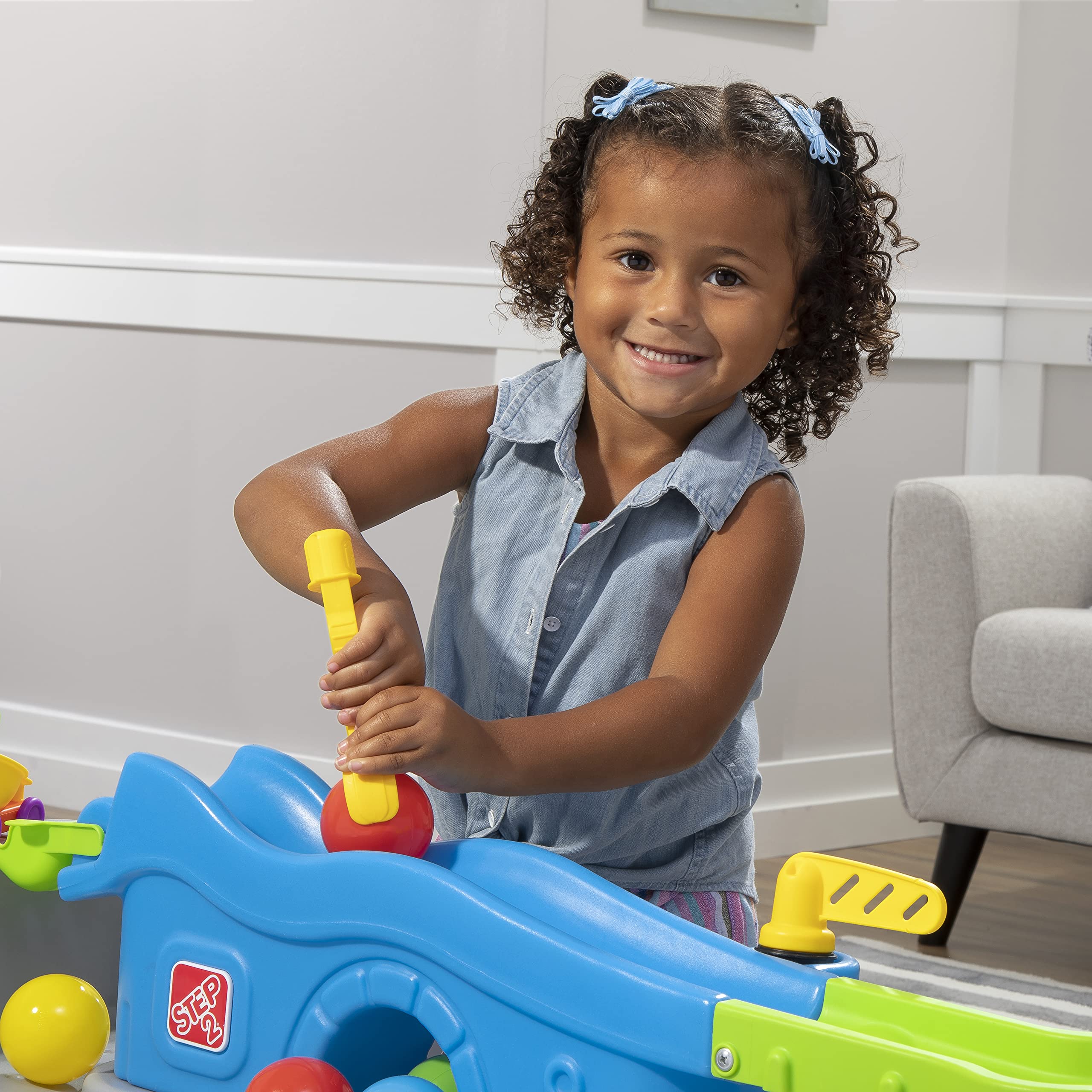 Step2 Ball Buddies Truckin' & Rollin' Play Table | STEM & Ball Toy for Toddlers | Kids Play Table with 12 Accessory Toys Included