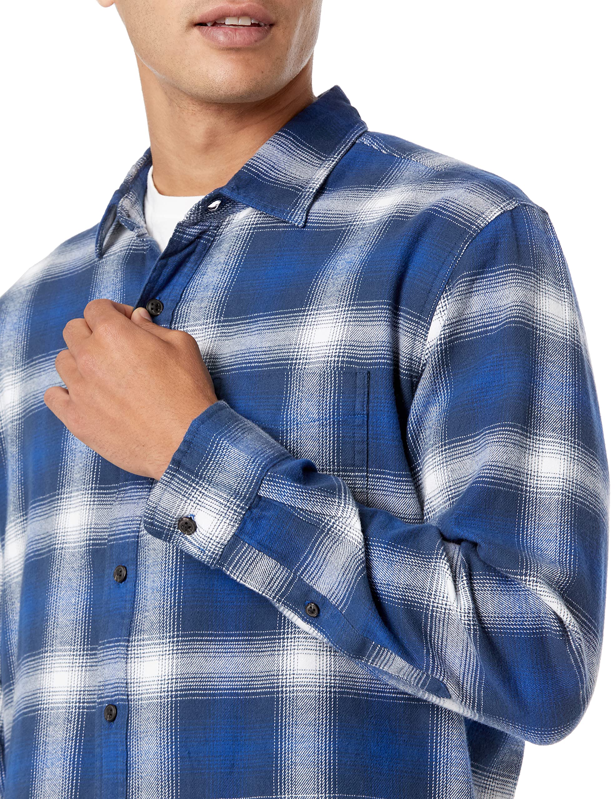 Amazon Essentials Men's Long-Sleeve Flannel Shirt (Available in Big & Tall)