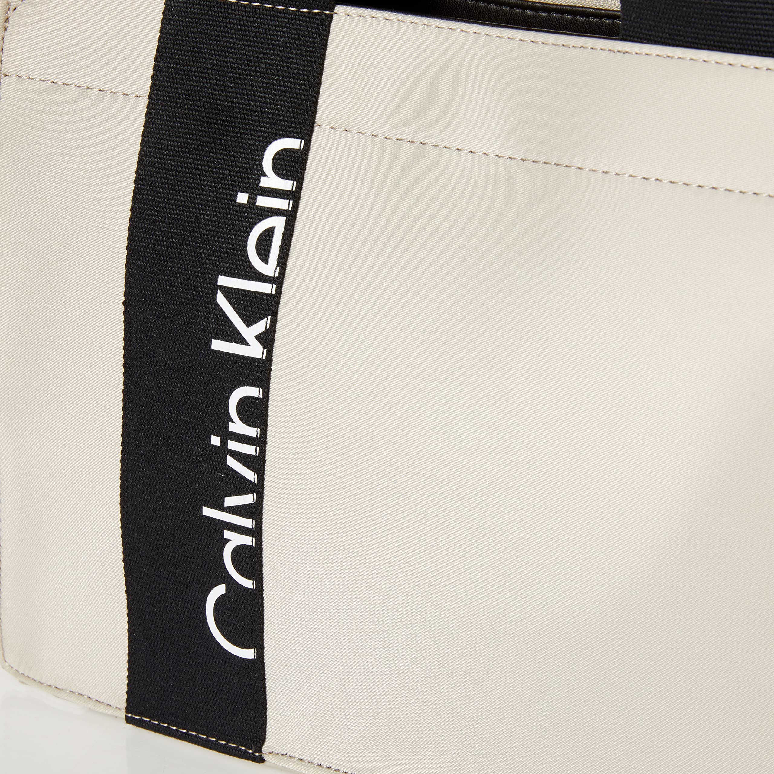 Mua Calvin Klein Havana Sport Mini Bag Crossbody trên Amazon Mỹ chính hãng  2023 | Giaonhan247