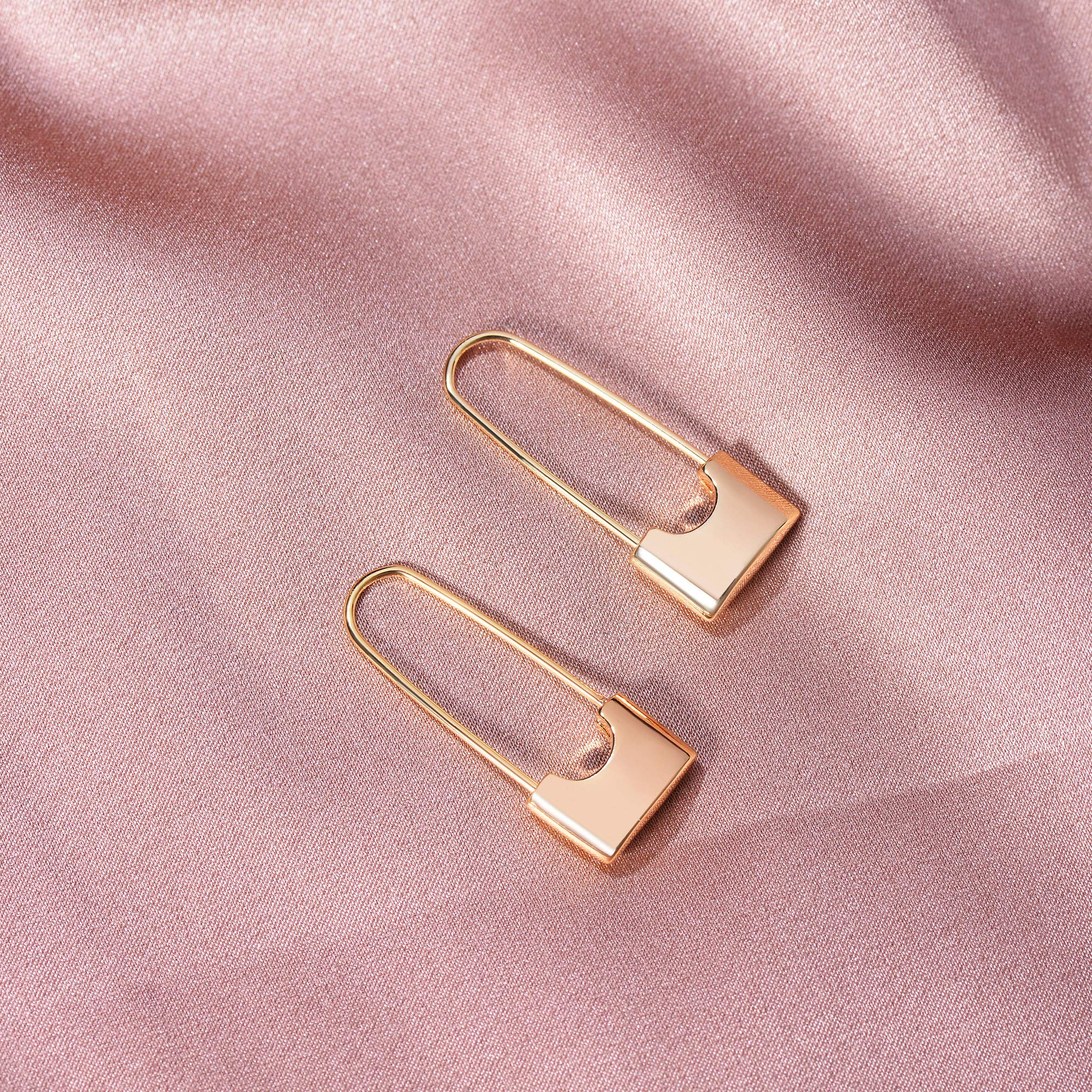 MEVECCO Tiny Cross Hoop Earrings 14K Gold Plated Dainty Minimalist Simple Faith Cross Dangle Huggie Earrings For Women Girls Jewelry Gift