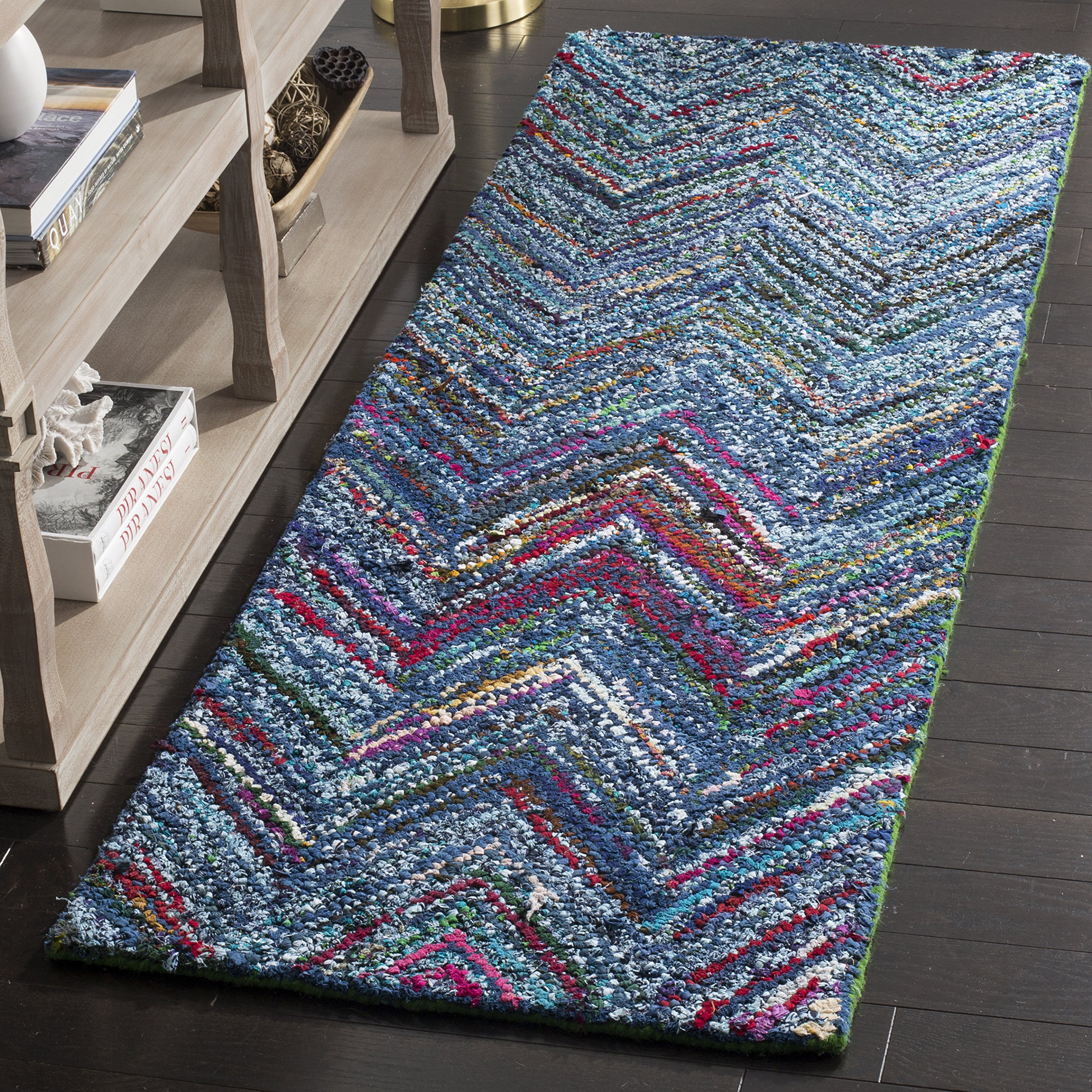 SAFAVIEH Nantucket Collection 2'3" x 8' Blue/Multi NAN141C Handmade Modern Abstract Chevron Cotton Runner Rug