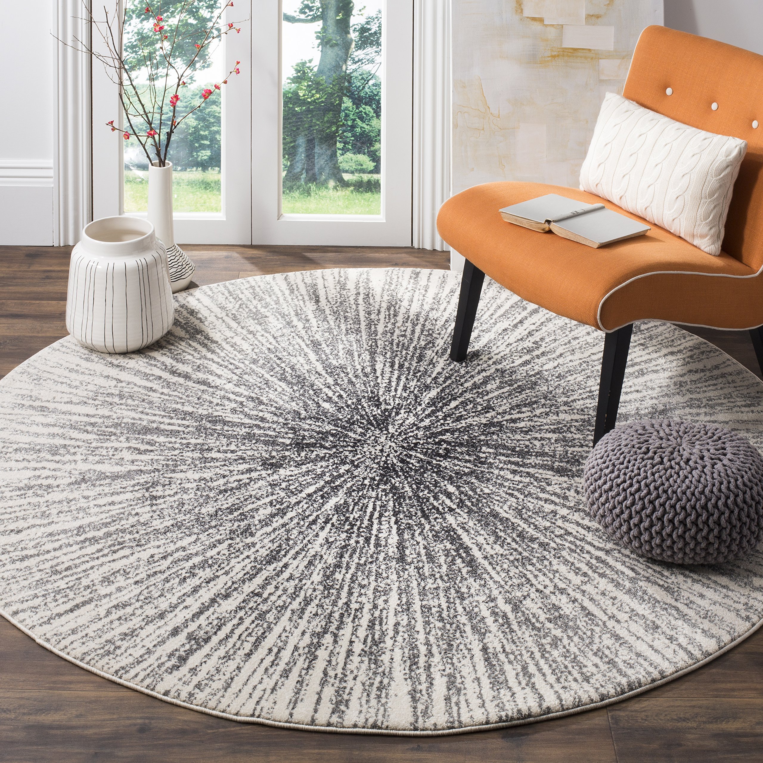 SAFAVIEH Evoke Collection 5'1" x 5'1" Round Black/Ivory EVK228K Abstract Burst Non-Shedding Dining Room Entryway Foyer Living Room ...